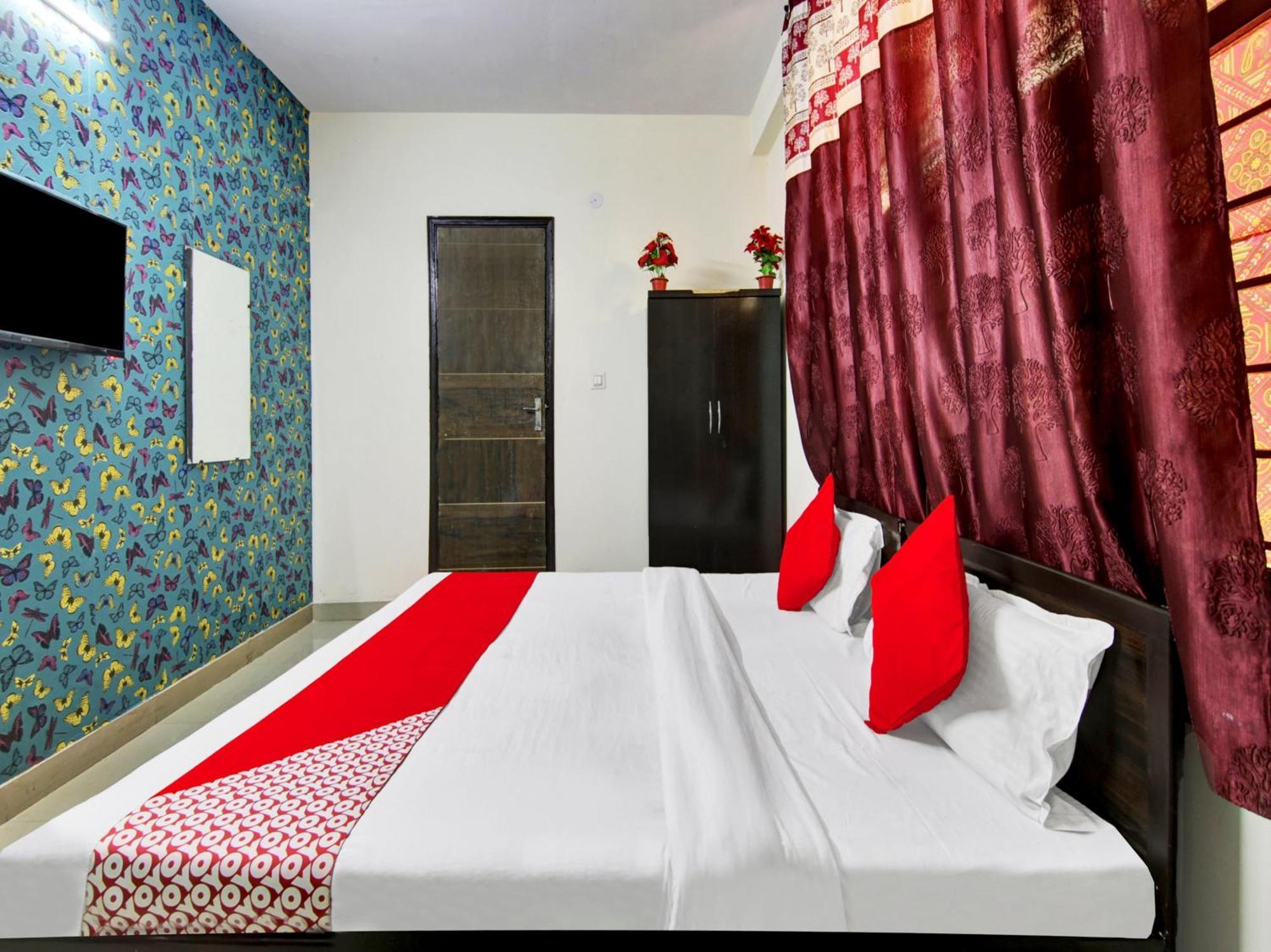 O Kailash Hotel